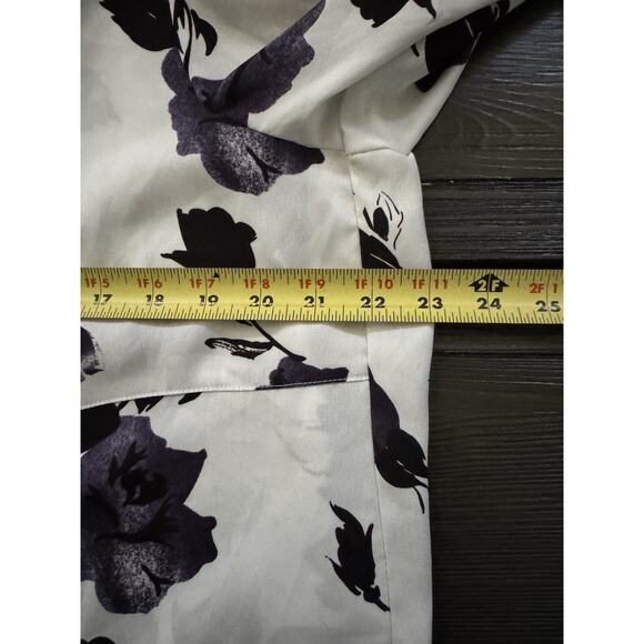 Simply Vera Vera Wang Dark Purple Black Floral Modern Blouse Tunic LG - Picture 6 of 9